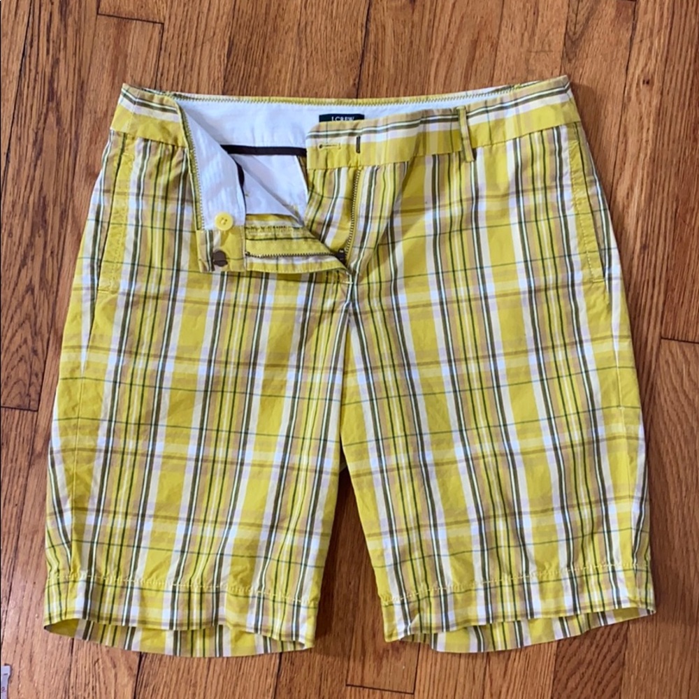 JCREW plaid city fit chino shorts (women’s 4)